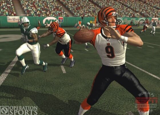 NFL 2K5 throwing